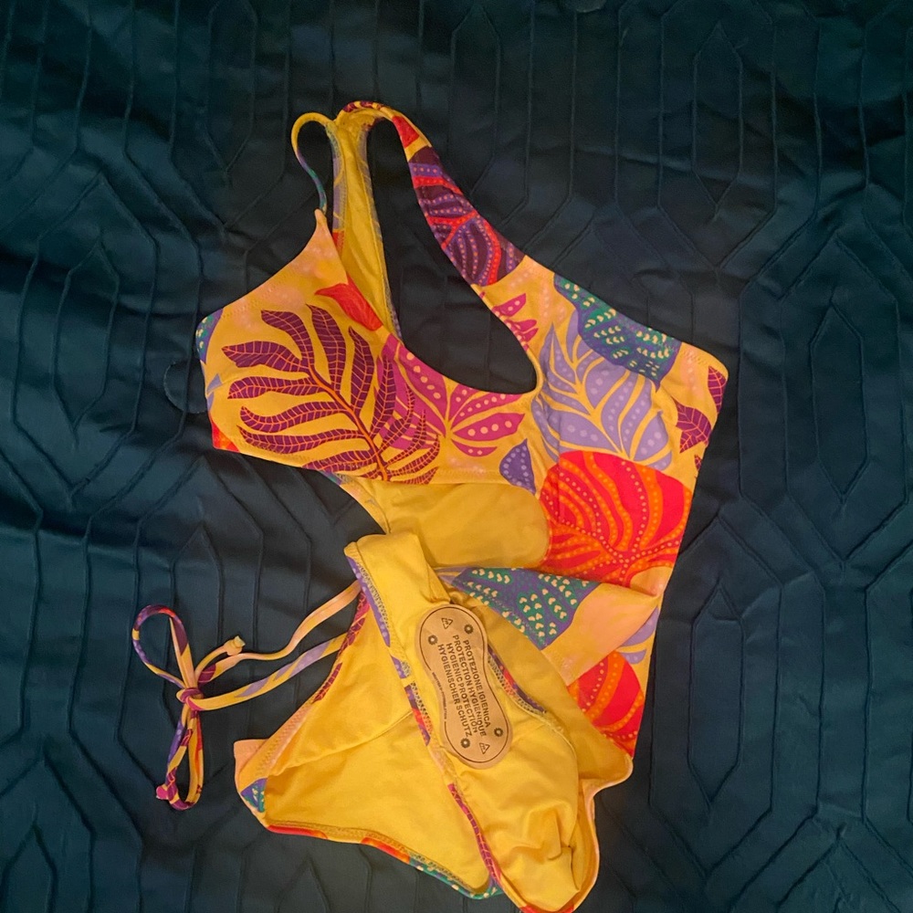 Fashion nova swim